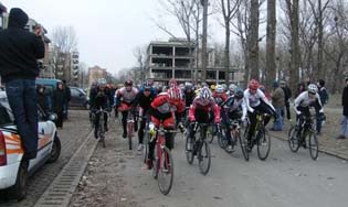 DETALJ_SA_TRKE_U_CIKLO KROSU